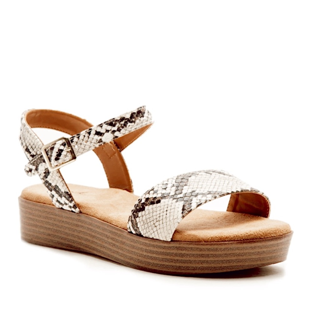 Quipid Snakeskin Wedges